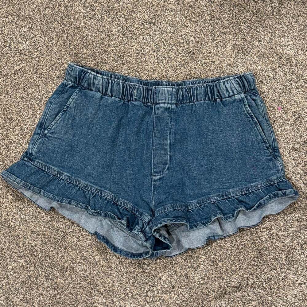 American Eagle Outfitters Women's Ruffle Denim Shorts